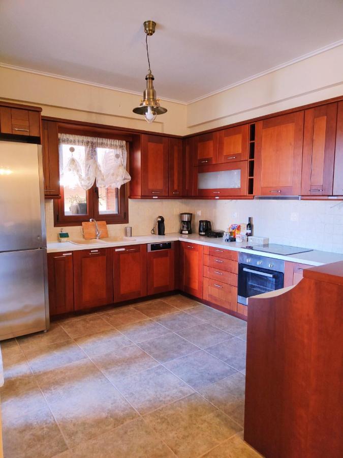 Athevillas Chrysoula Mézapos Екстериор снимка