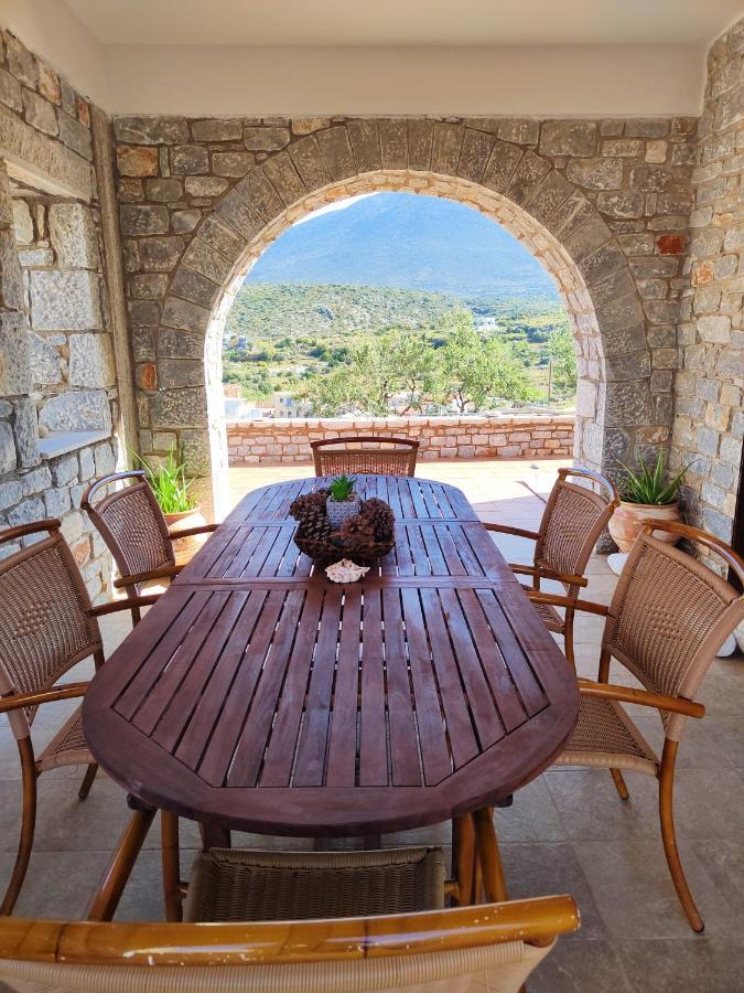 Athevillas Chrysoula Mézapos Екстериор снимка