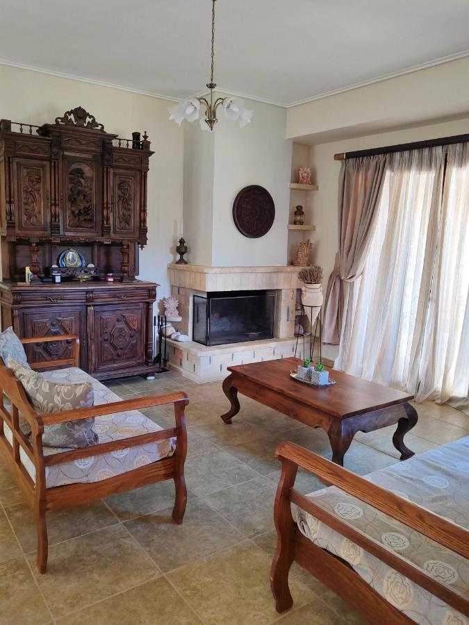 Athevillas Chrysoula Mézapos Екстериор снимка