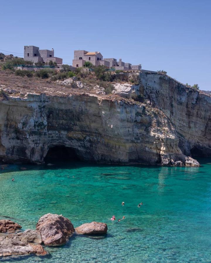 Athevillas Chrysoula Mézapos Екстериор снимка