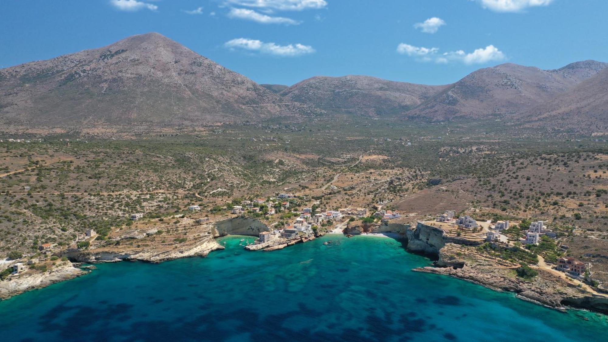 Athevillas Chrysoula Mézapos Екстериор снимка