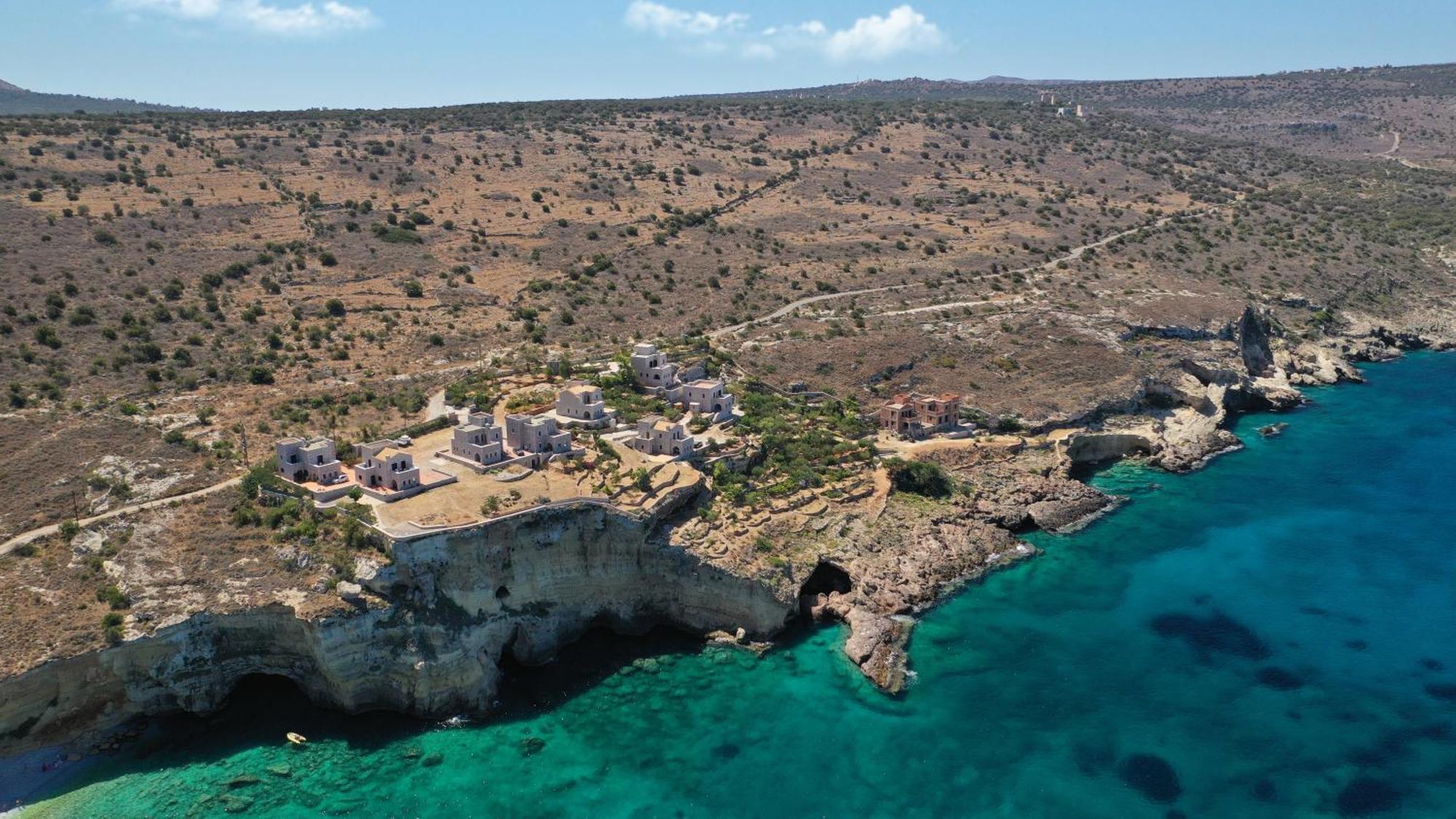 Athevillas Chrysoula Mézapos Екстериор снимка