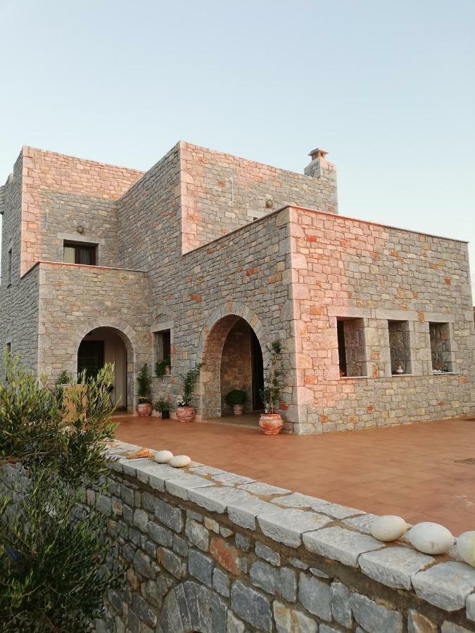 Athevillas Chrysoula Mézapos Екстериор снимка