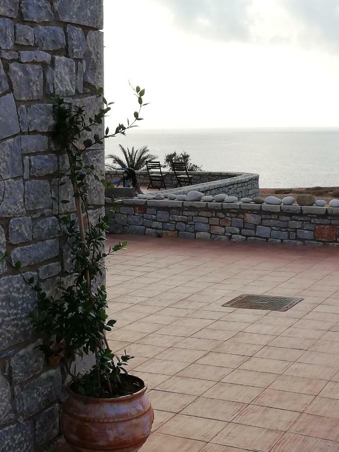 Athevillas Chrysoula Mézapos Екстериор снимка
